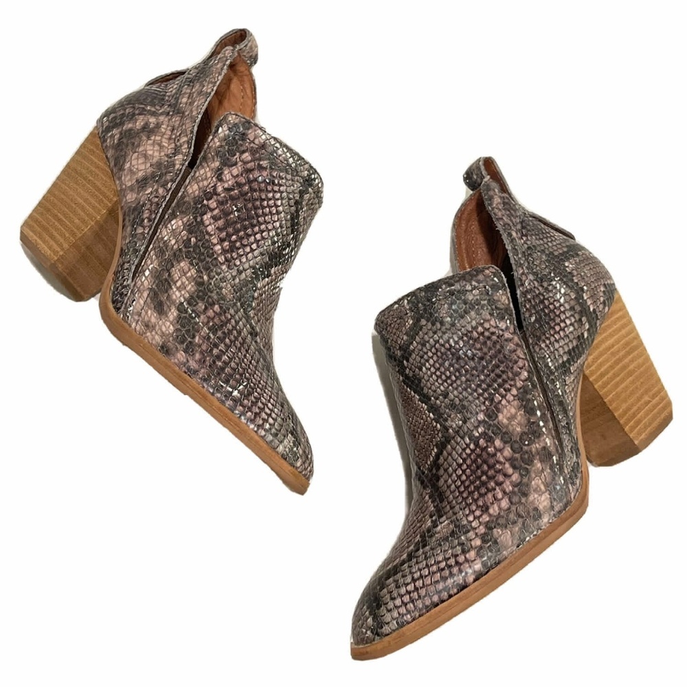 Jeffrey Campbell Gray Snake Print Ankle Booties Womens Heels Pull On Shoe Size